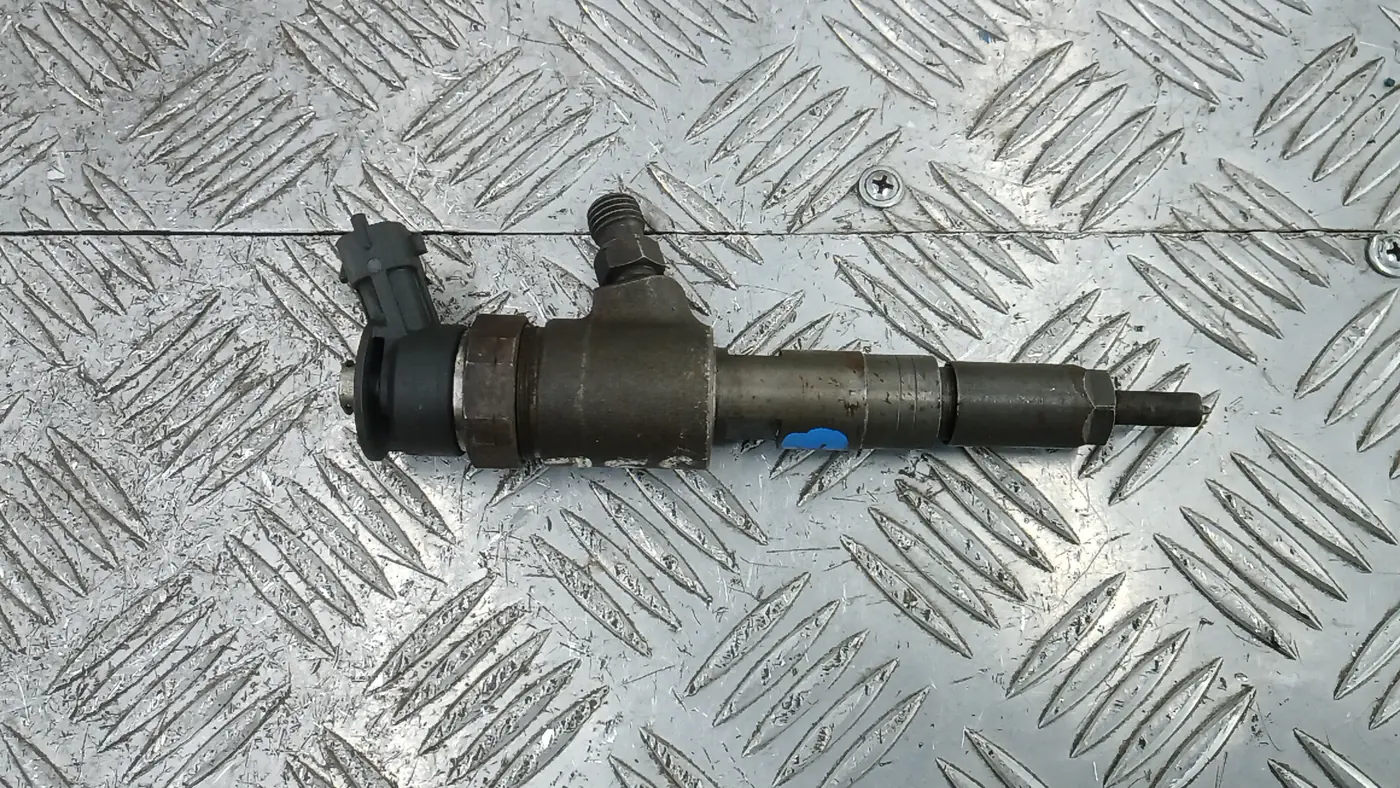 Форсунка к Peugeot 207 2008