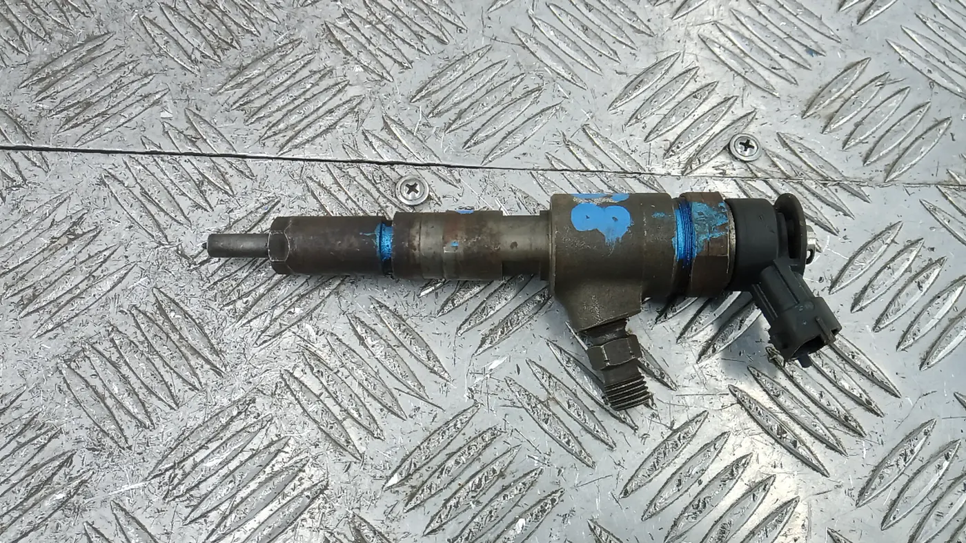 Форсунка к Peugeot 207 2008