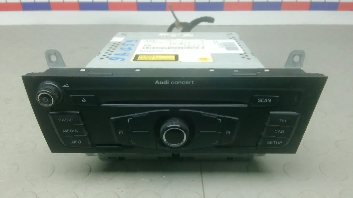 Магнитола к Audi Q5 2009