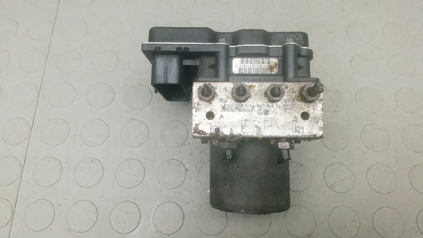 Блок ABS к Audi A5 2009