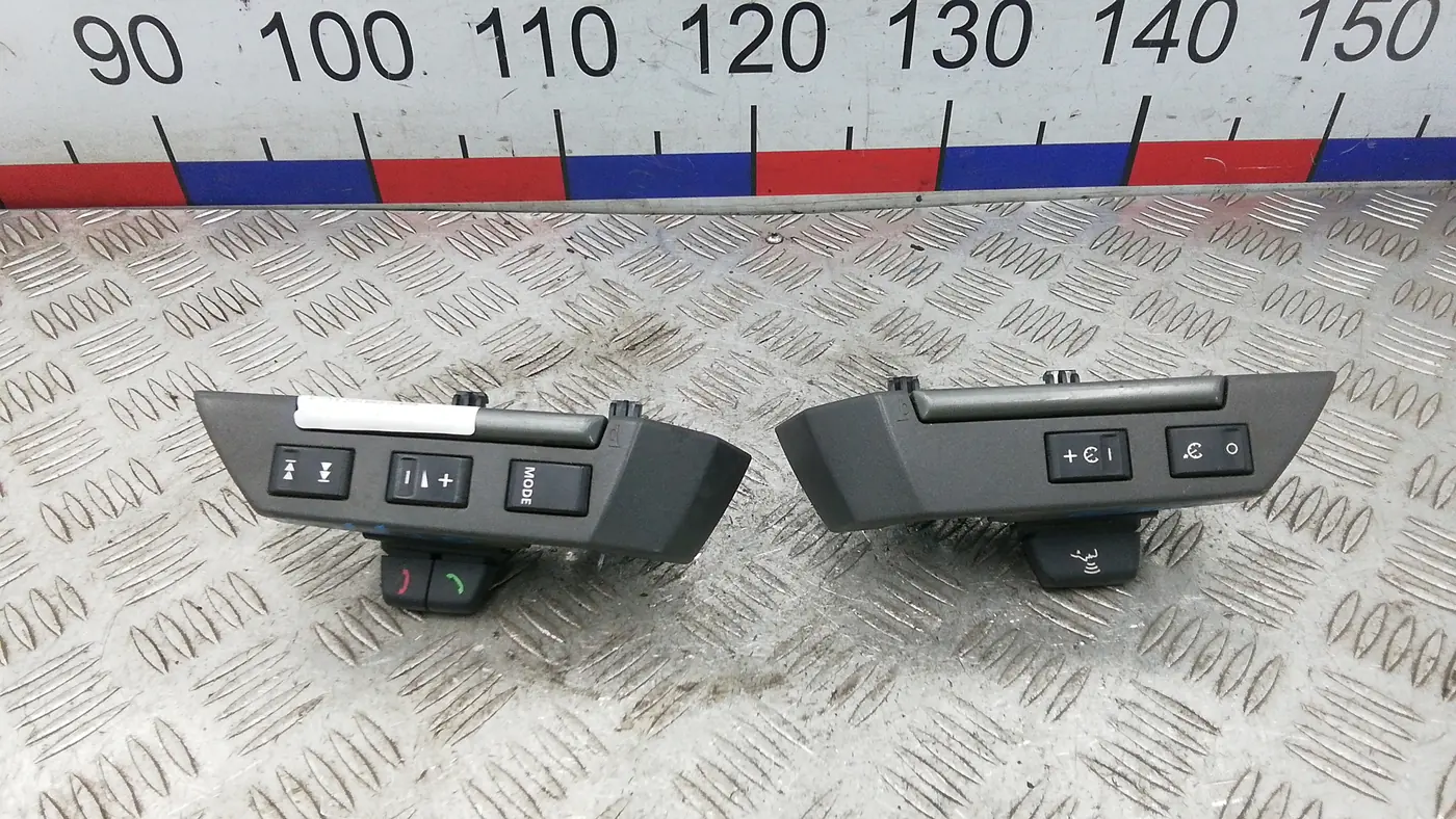 Кнопки руля к Land Rover Range Rover 2004