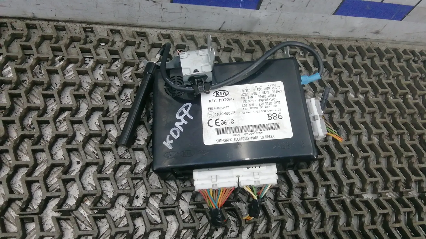 Блок комфорта к Kia Ceed 2013