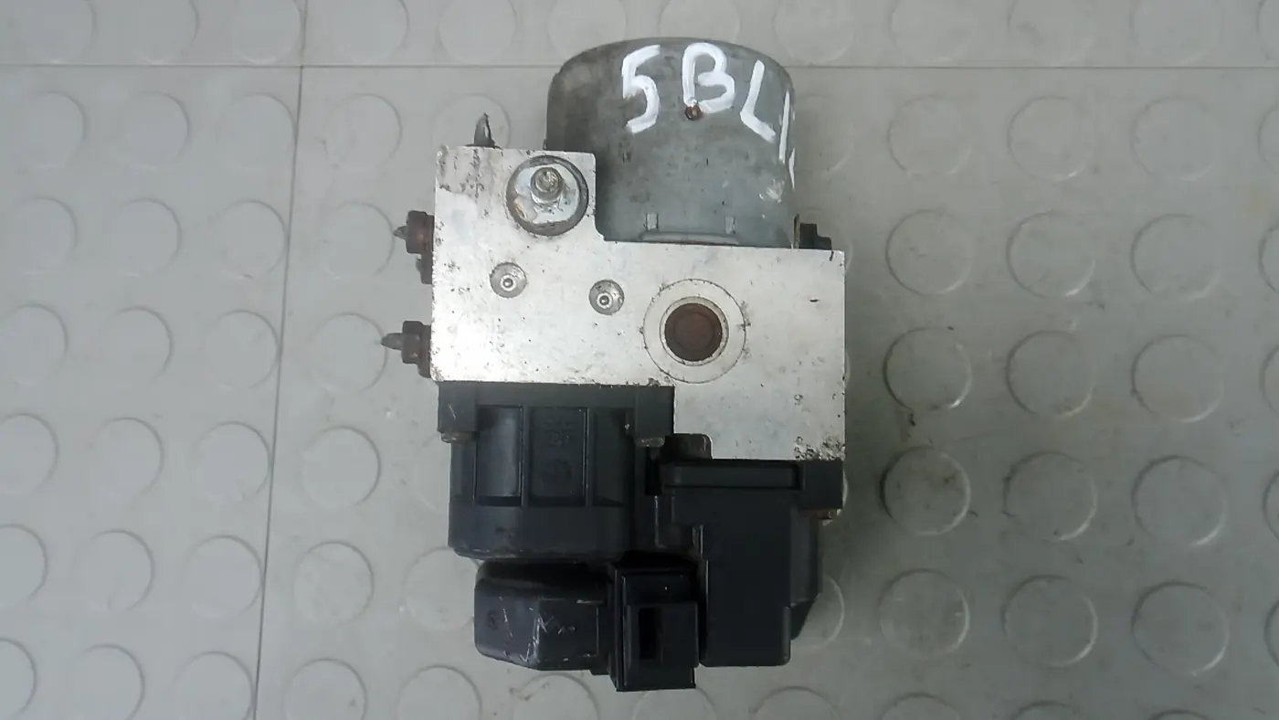 Блок ABS к Toyota Corolla 2006