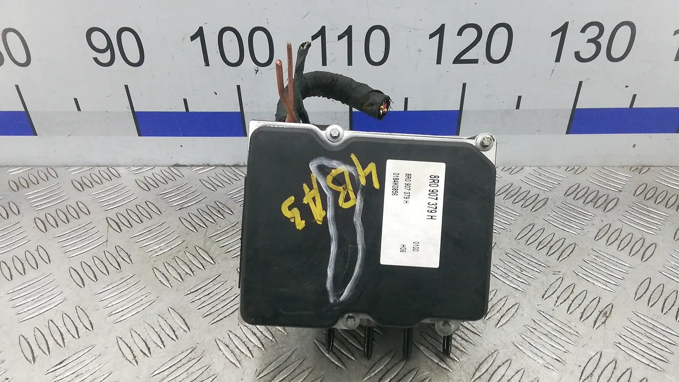 Блок ABS к Audi Q5 2011