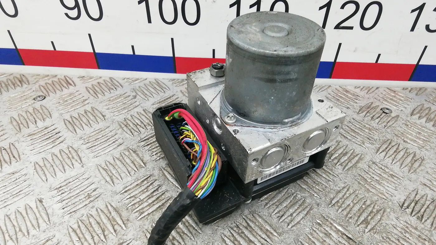 Блок ABS к BMW X3 2005