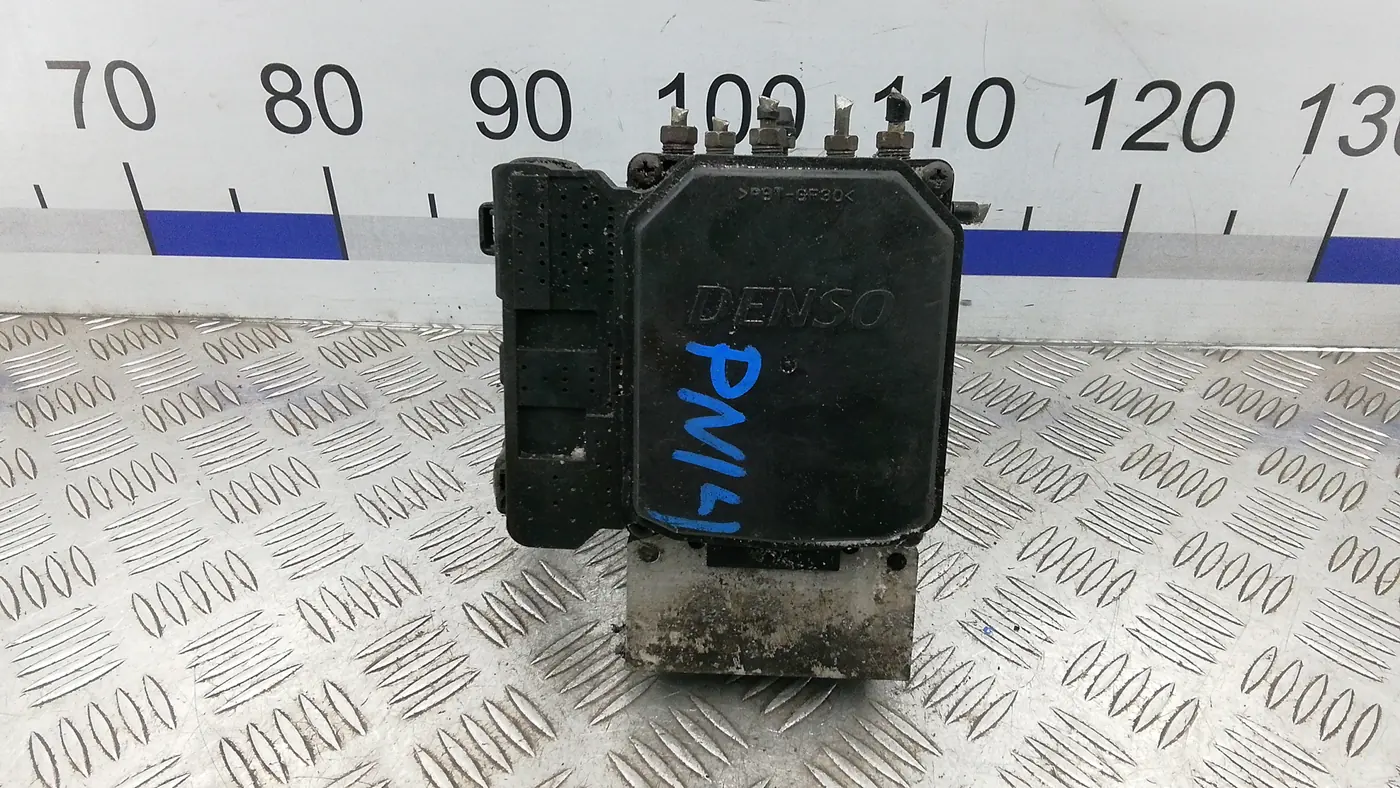 Блок ABS к Lexus BLS 1998