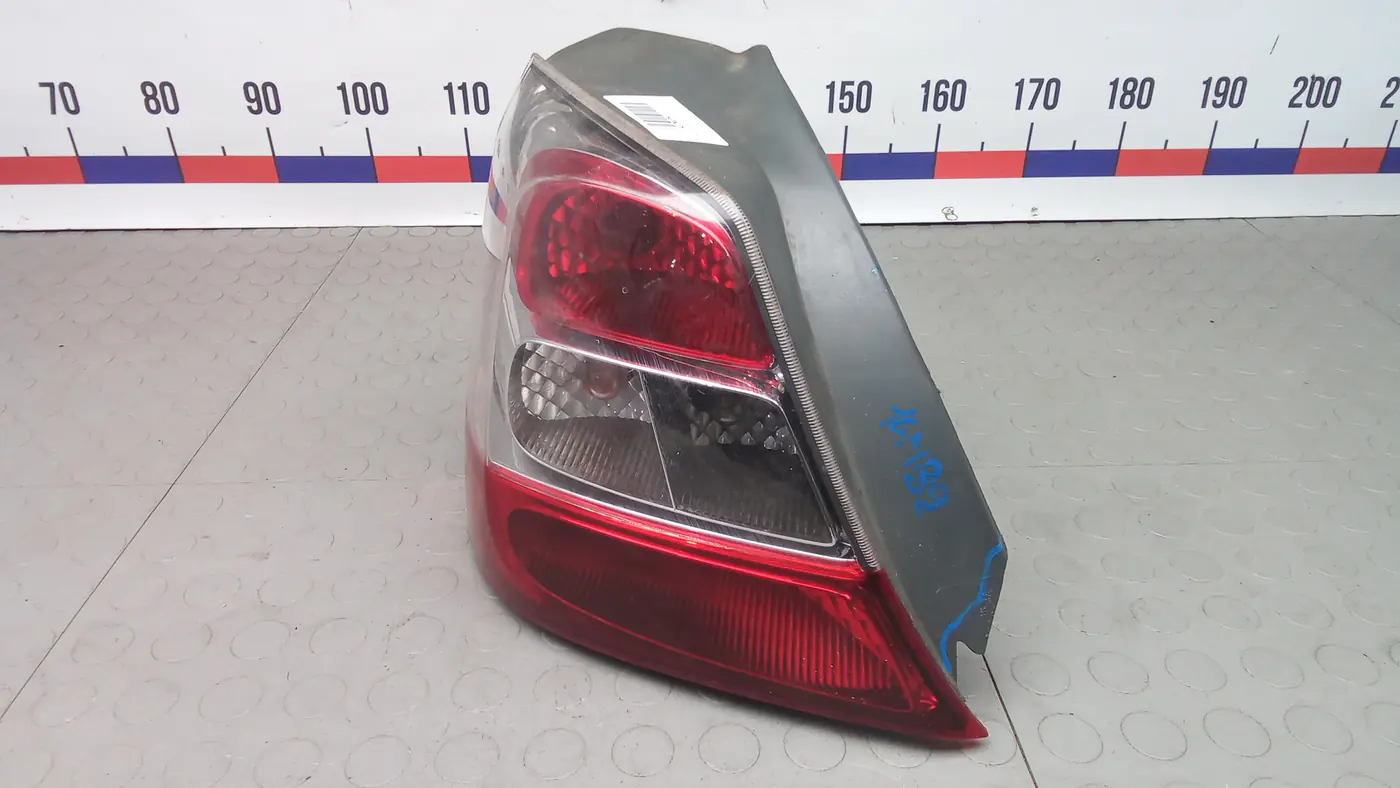 Фонарь задний левый к Honda Civic 2004