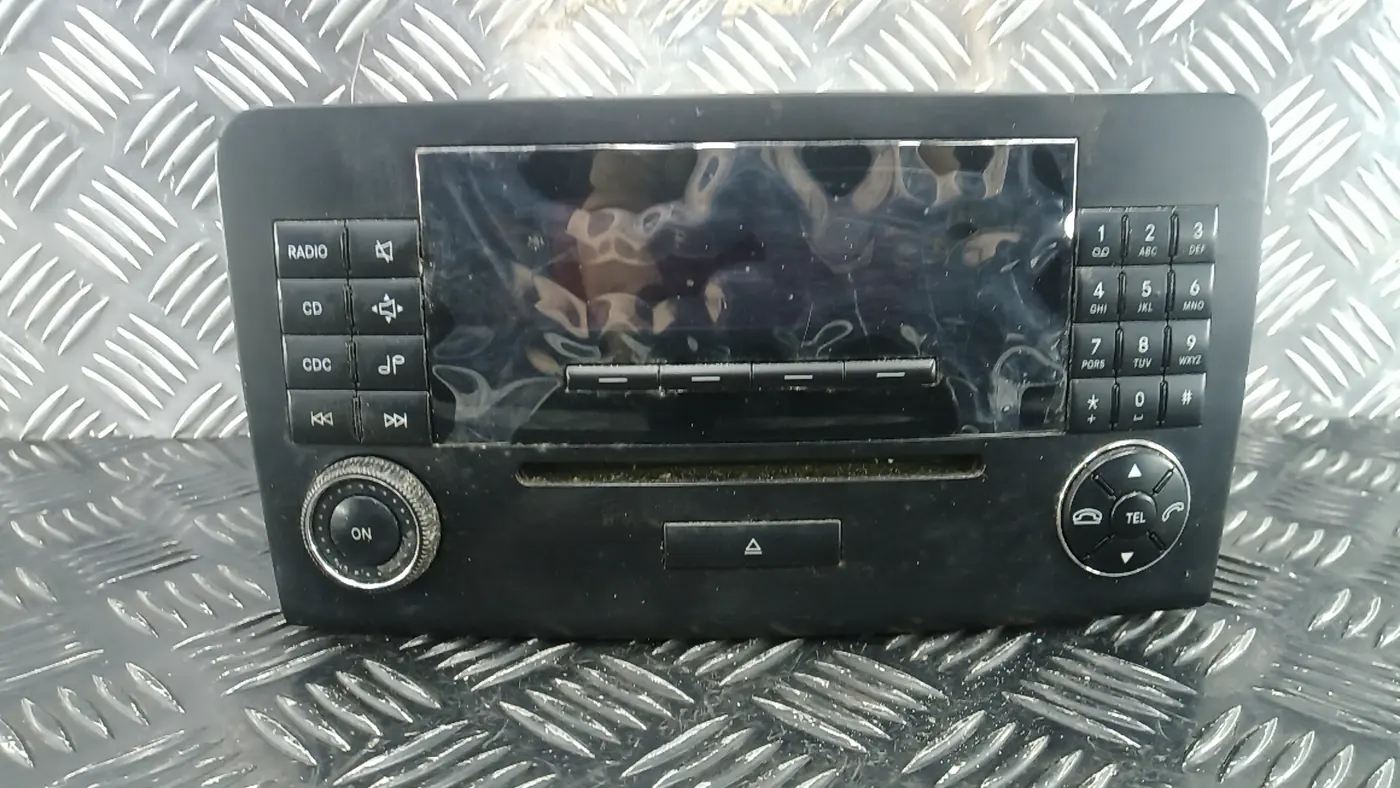 Магнитола к Mercedes-Benz M-klasse 2007