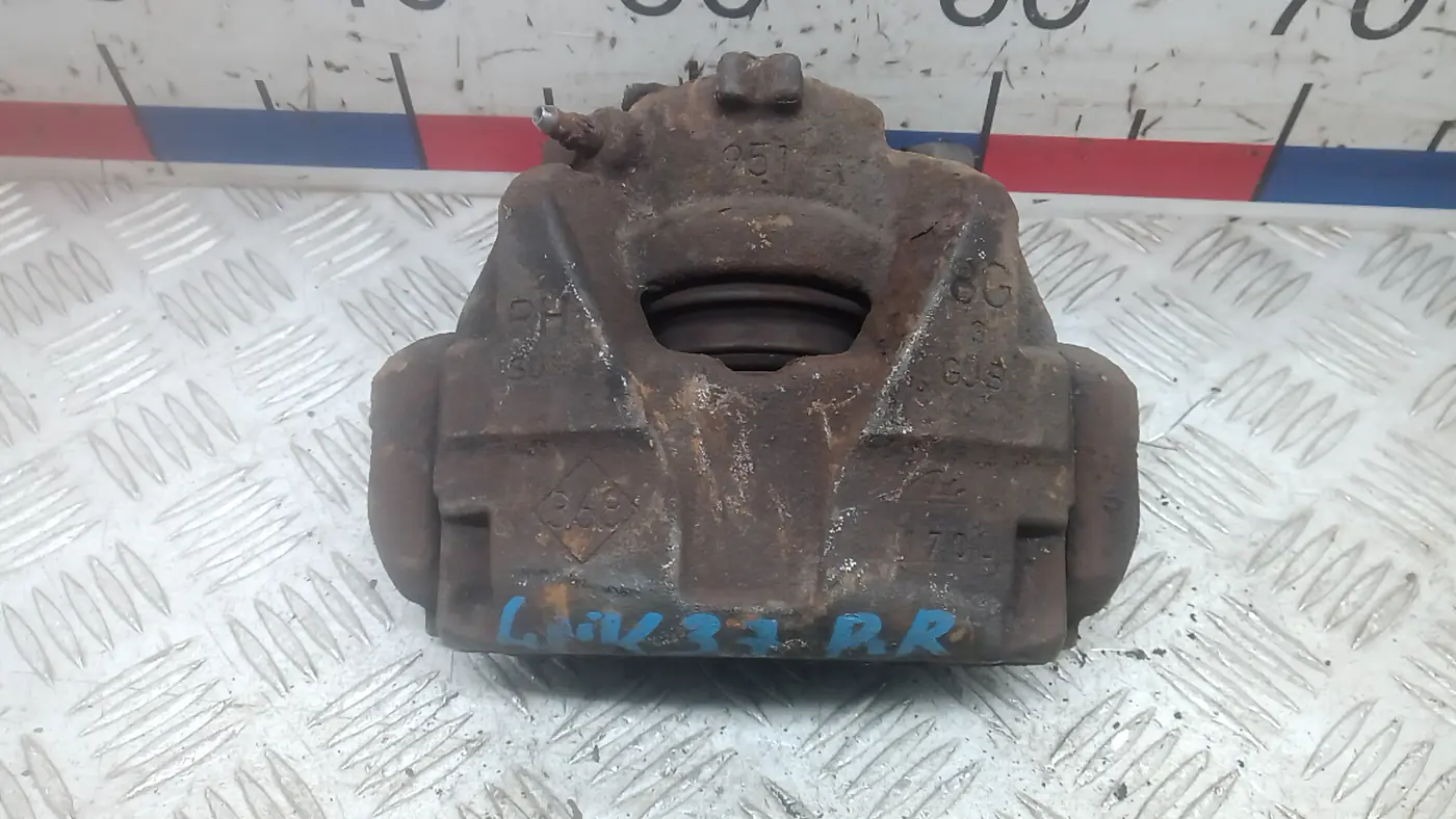 Скоба суппорта к Renault Megane 2009