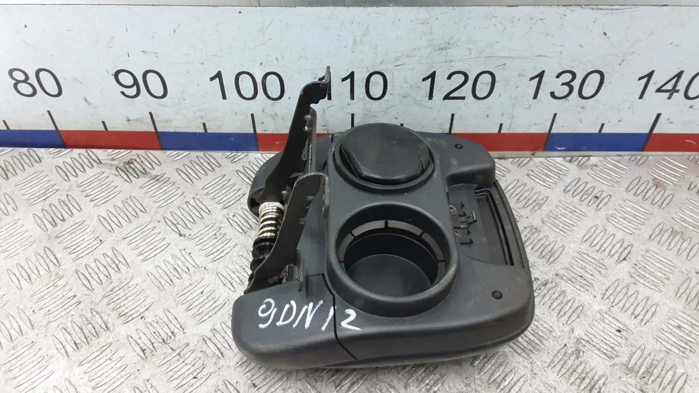 Подлокотник к Suzuki Grand Vitara 2005