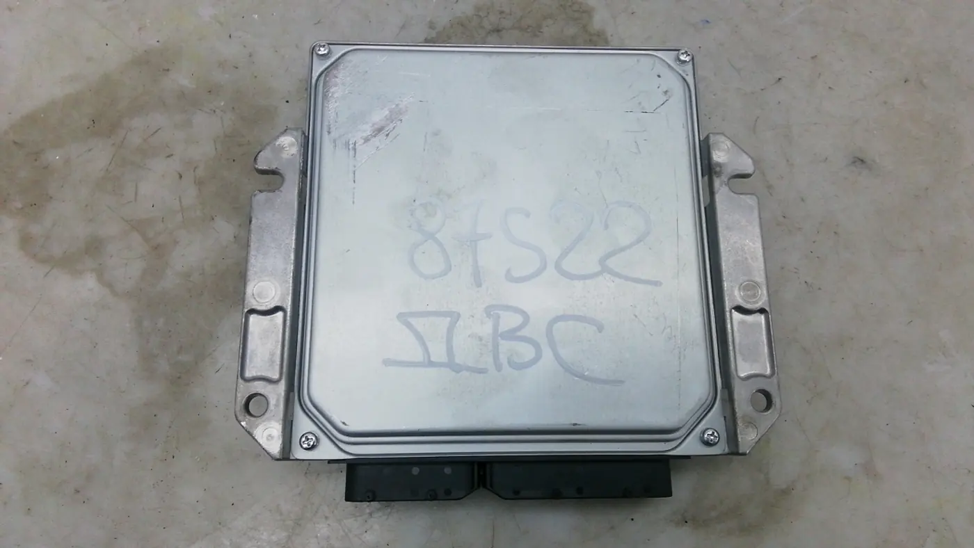 Блок управления двигателем к Subaru Forester 2009