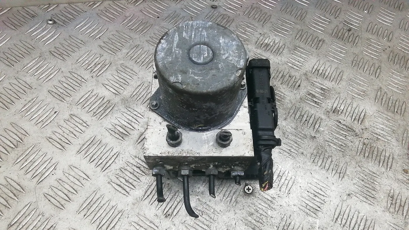 Блок ABS к Nissan Note 2010