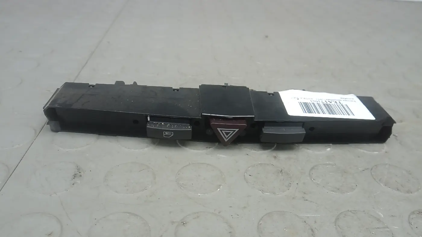 Кнопка  к Opel Astra 2007