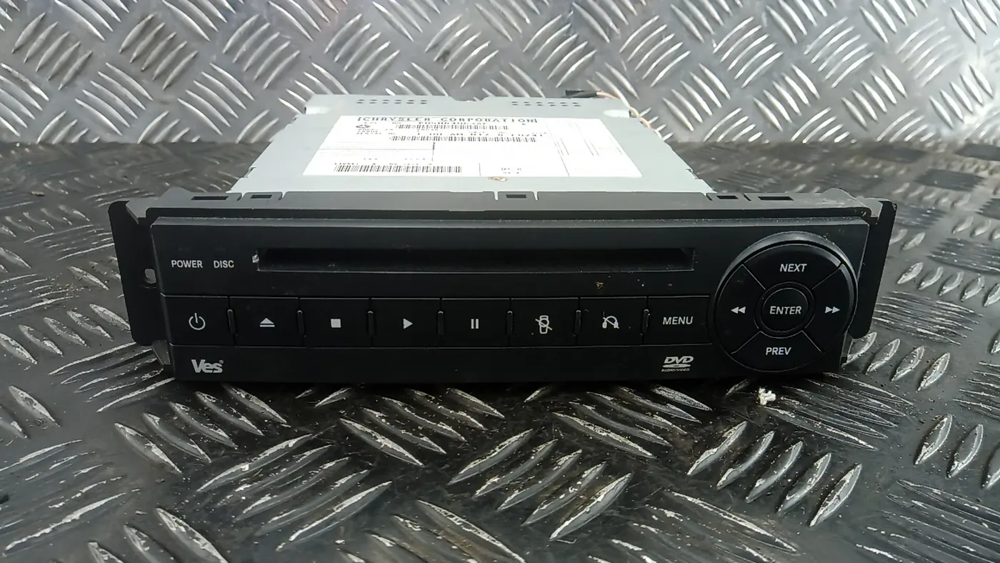 CD-чейнджер к Chrysler Voyager 2008