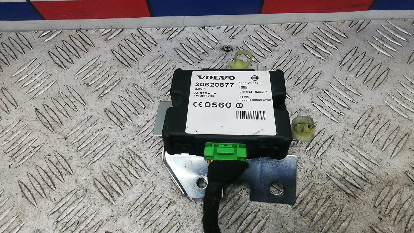 Иммобилайзер к Volvo V40 2004