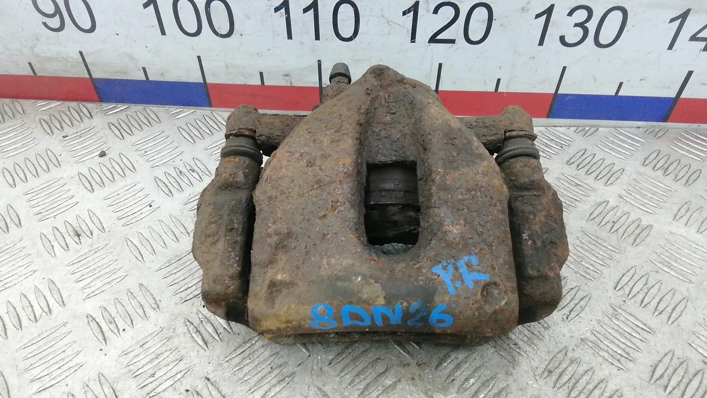 Скоба суппорта к Toyota Corolla 2008