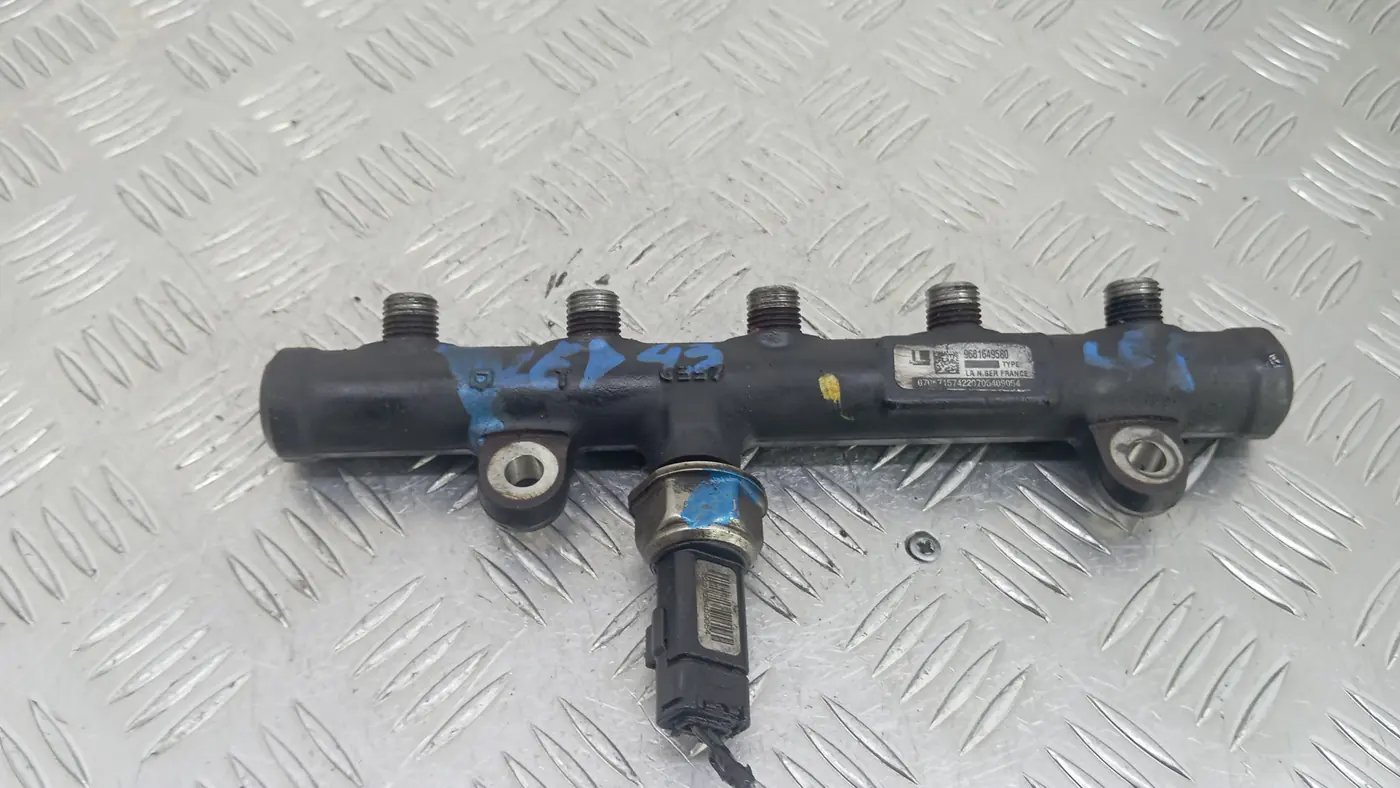 Топливная рампа к Ford S-MAX 2007