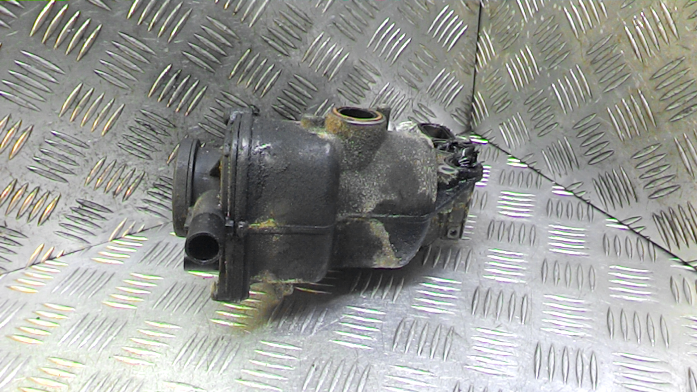 Корпус блока, элемента к Volvo V70 2006