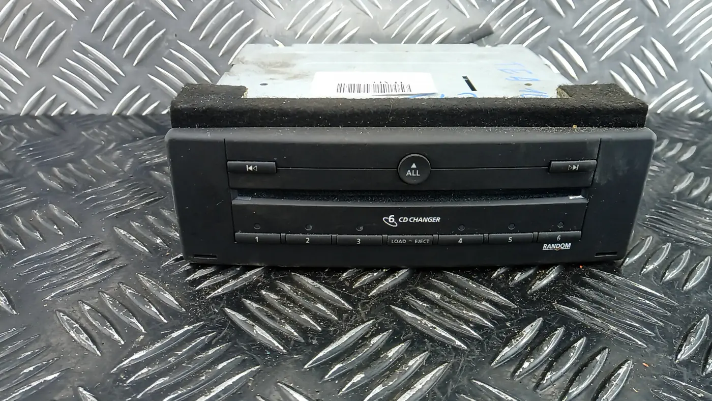 CD-чейнджер к Renault Laguna 2004