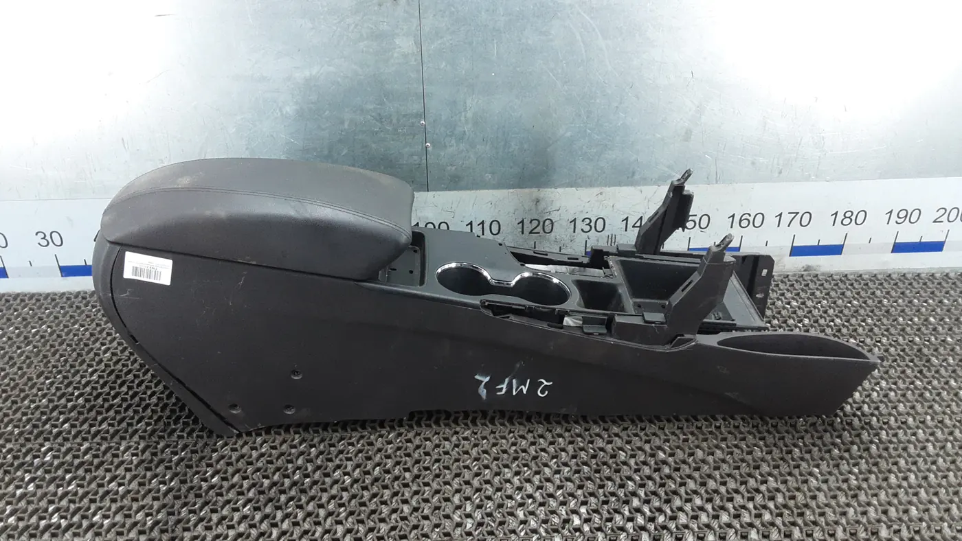Подлокотник к Hyundai Sonata 2011