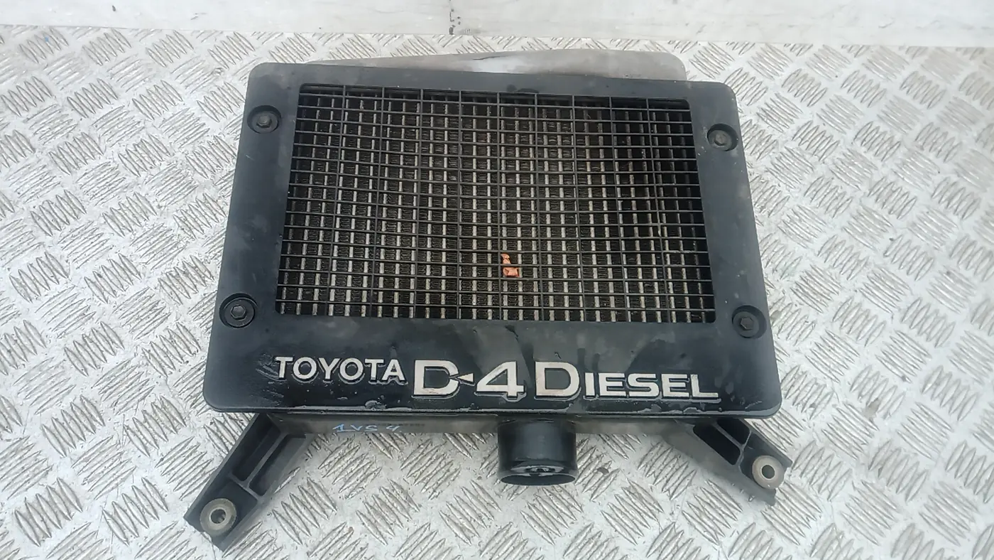 Интеркулер к Toyota RAV 4 2004