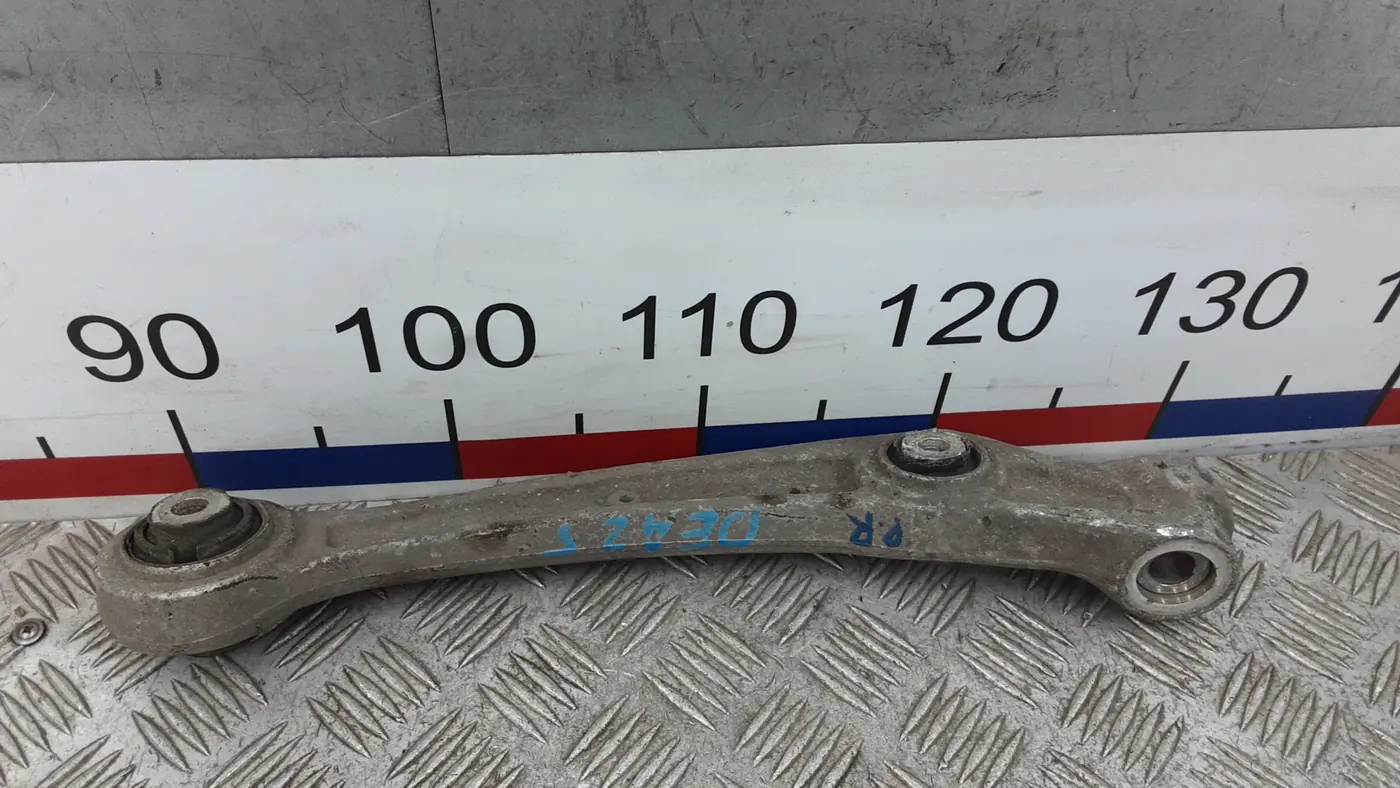 Рычаг передний к Audi A6 2012