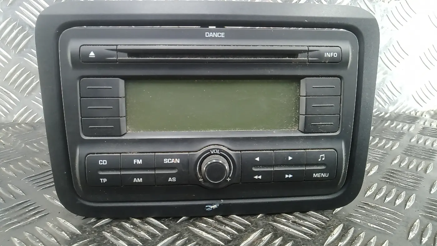 Магнитола к Skoda Fabia 2007