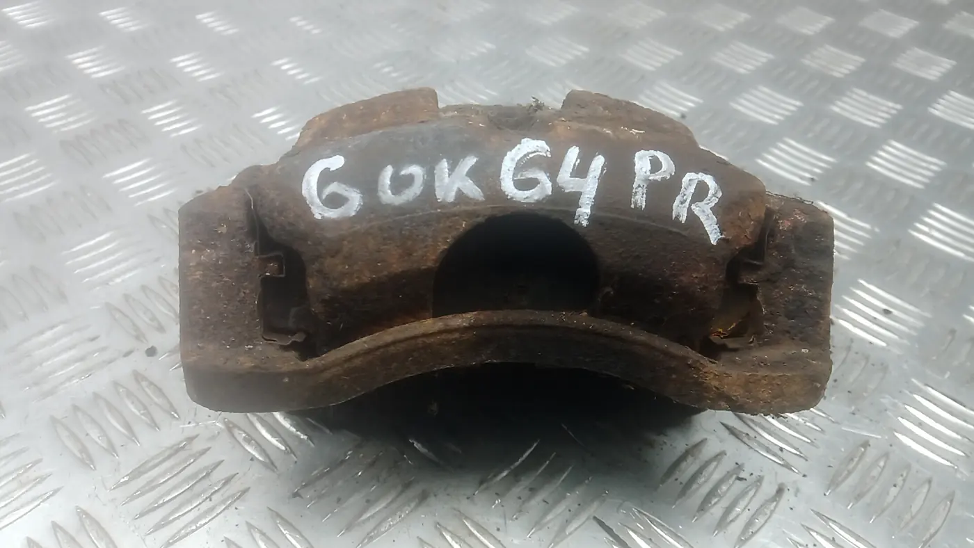 Скоба суппорта к Nissan Qashqai 2009