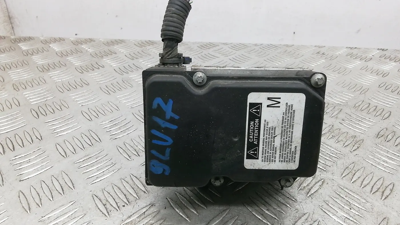 Блок ABS к Toyota Auris 2008