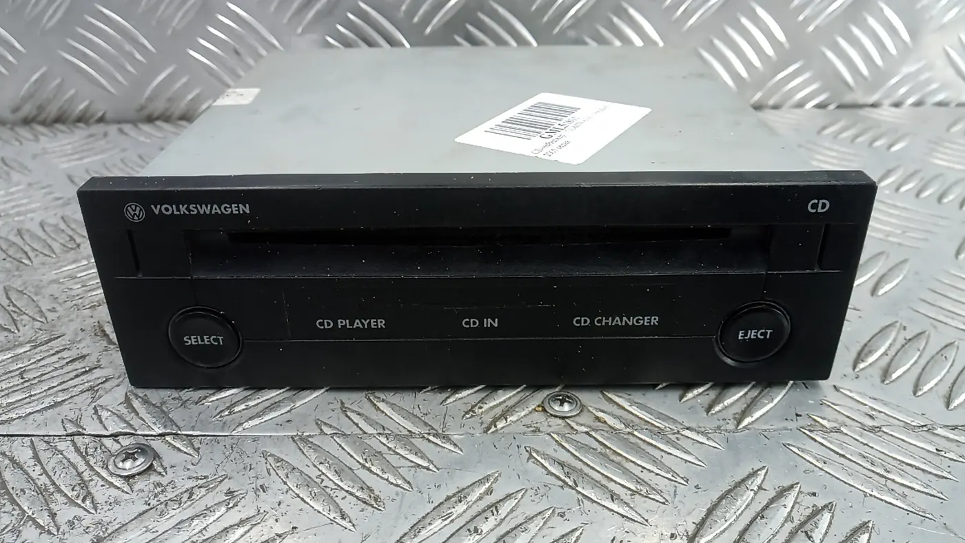 CD-чейнджер к Volkswagen Passat 2005