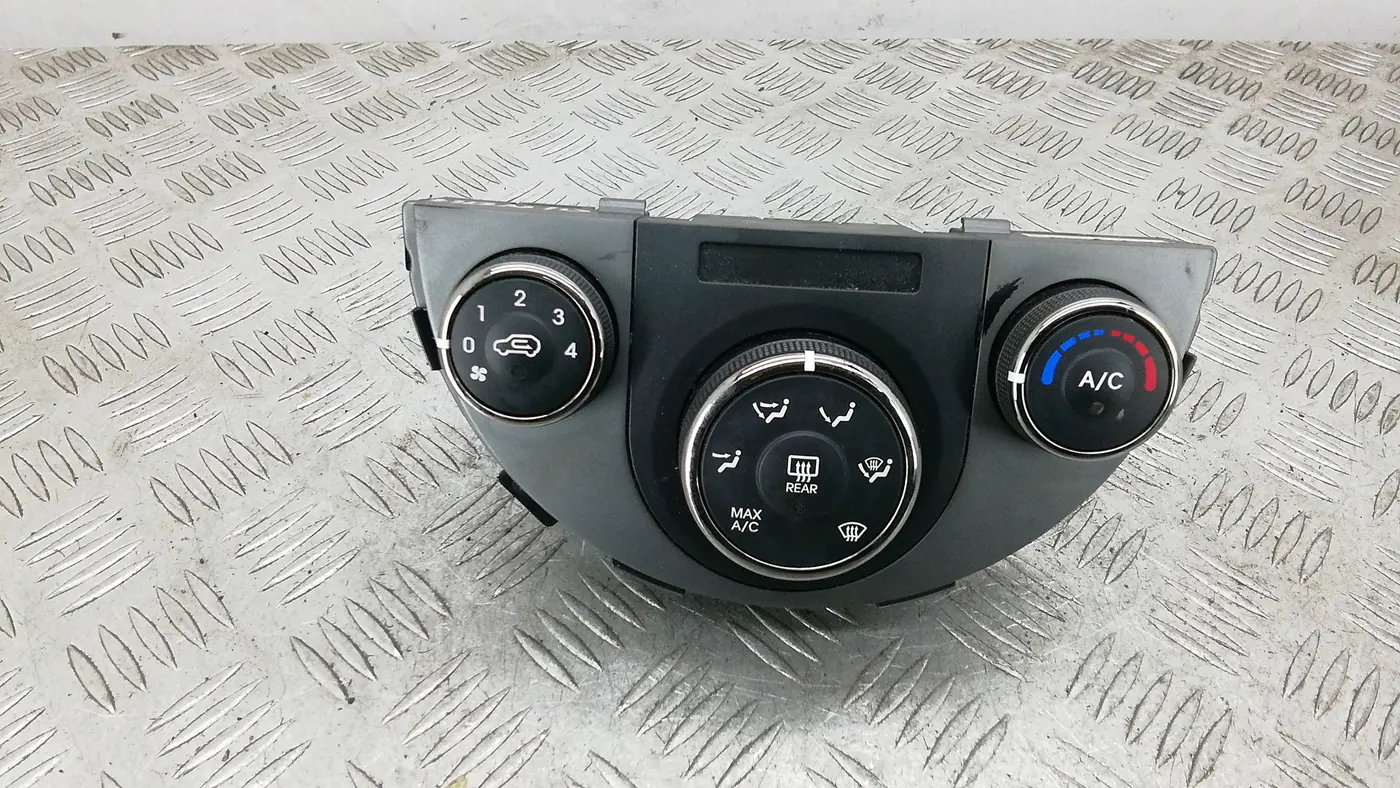 Блок управления печки (переключатель отопителя) к Kia Soul 2011