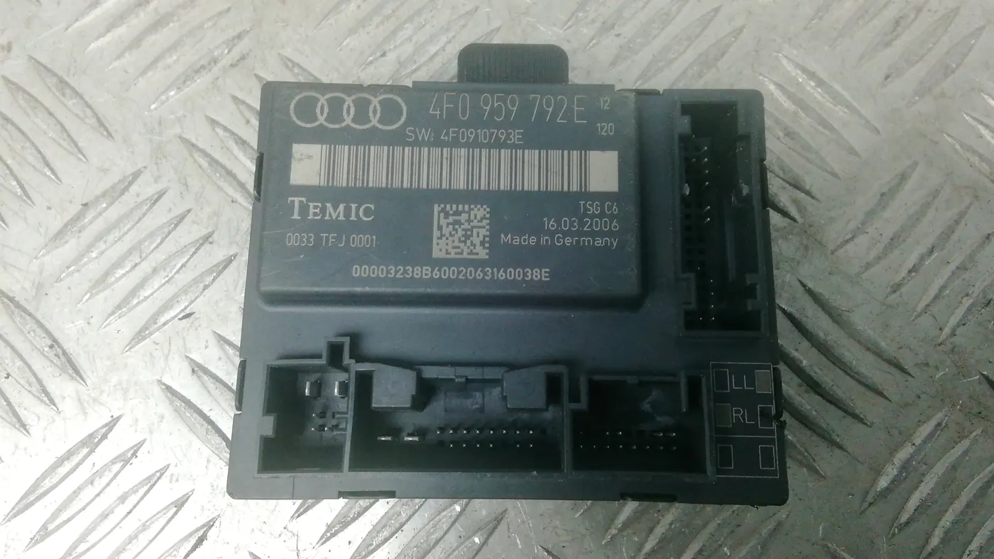 Блок комфорта к Audi A6 2006