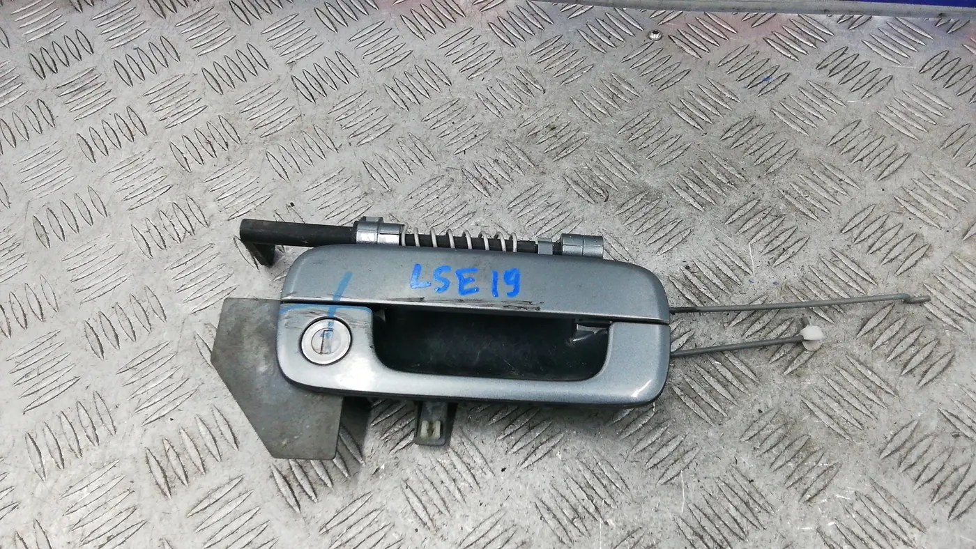 Ручка наружная передняя правая к Peugeot 406 2004