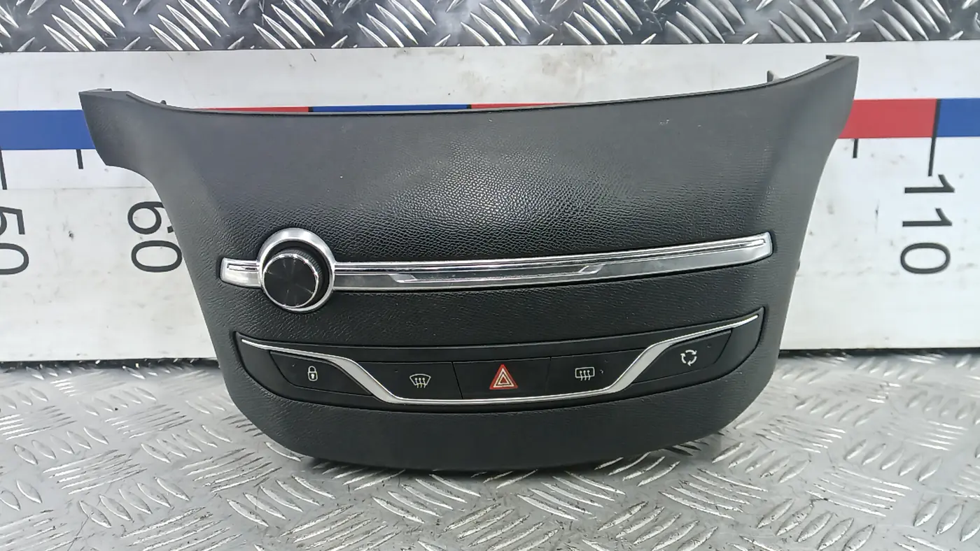 Блок мультимедиа к Peugeot 308 2014