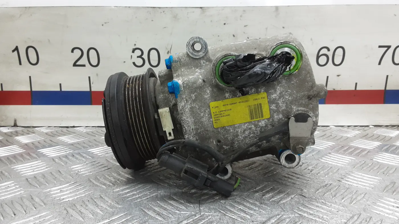 Компрессор кондиционера к Ford Fiesta 2003