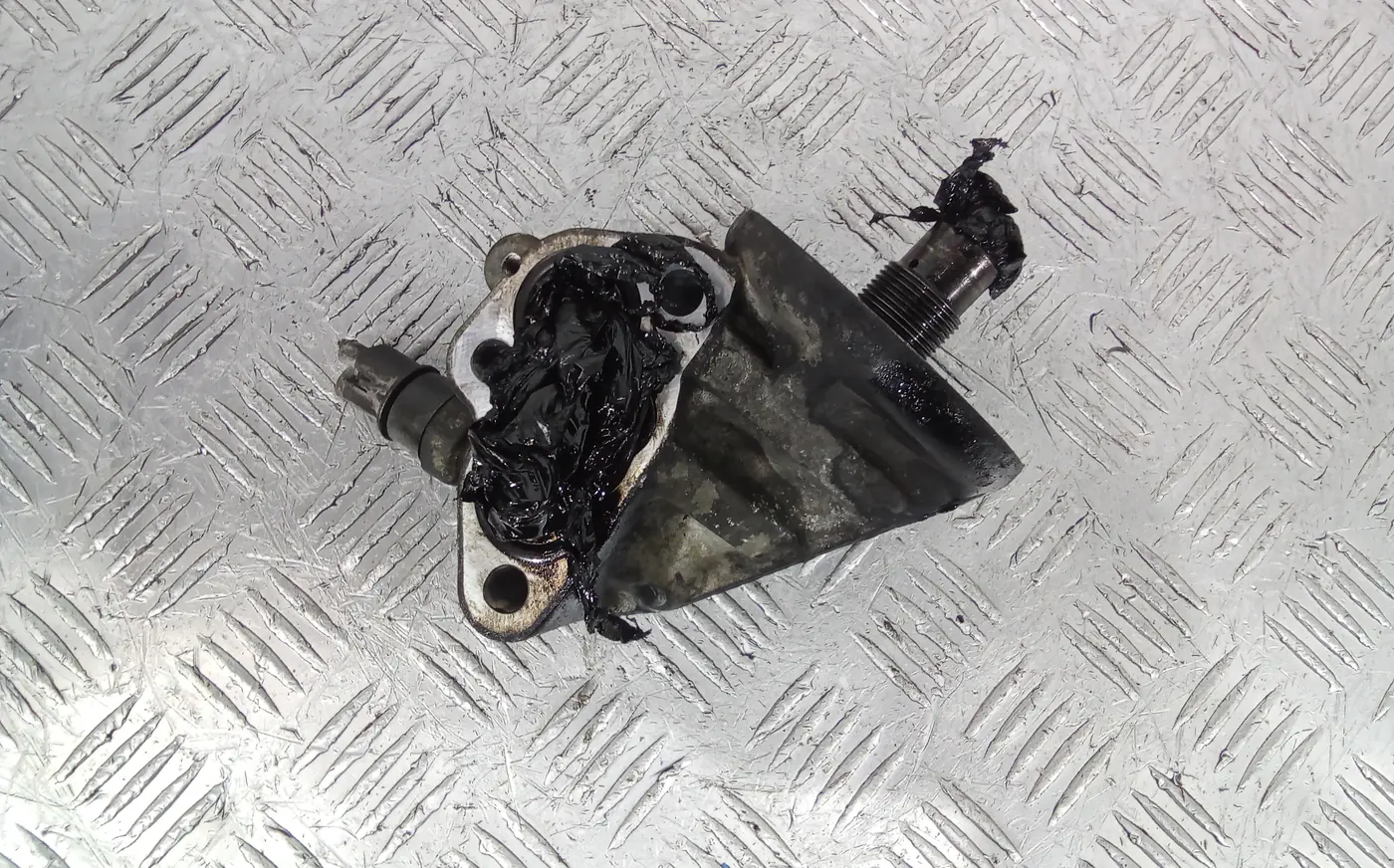 Корпус блока, элемента к Toyota RAV 4 2005