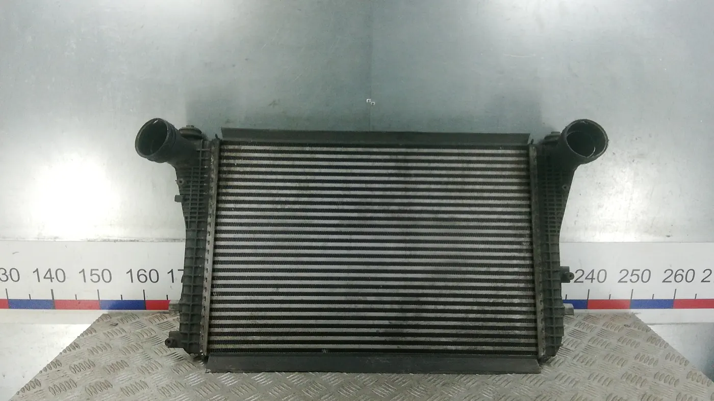 Интеркулер к Volkswagen Passat 2008