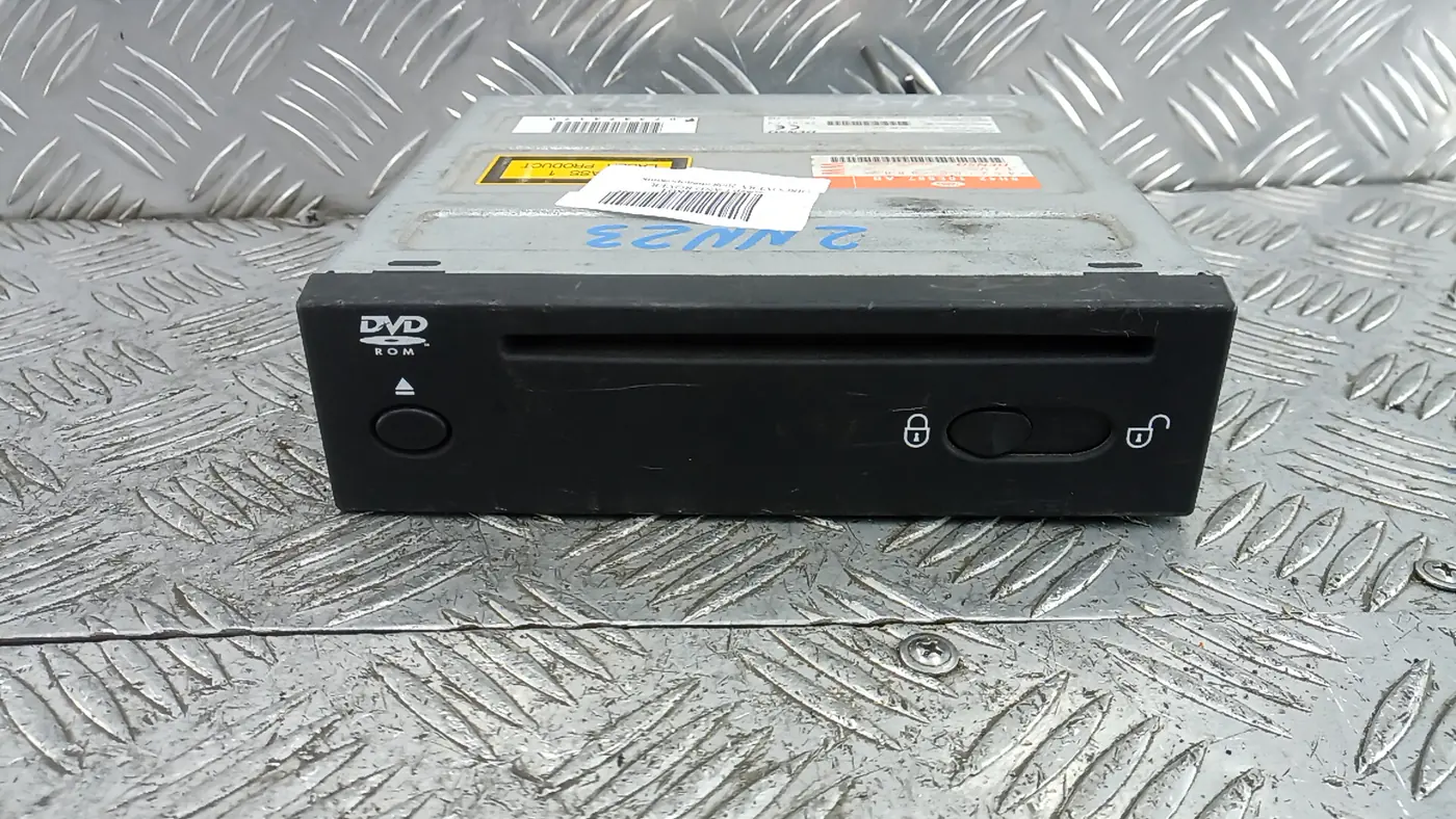 CD-чейнджер к Land Rover Discovery 2008