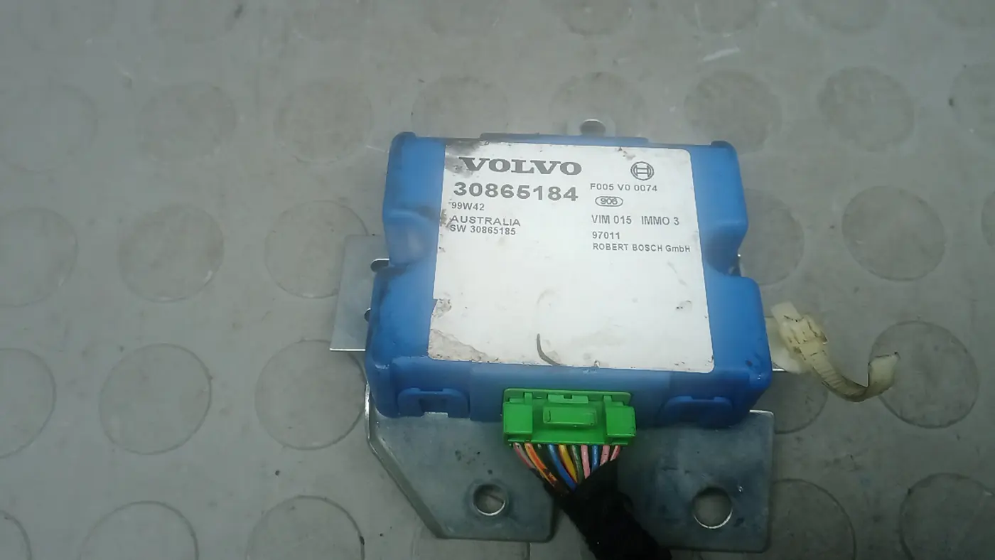 Иммобилайзер к Volvo V40 1999