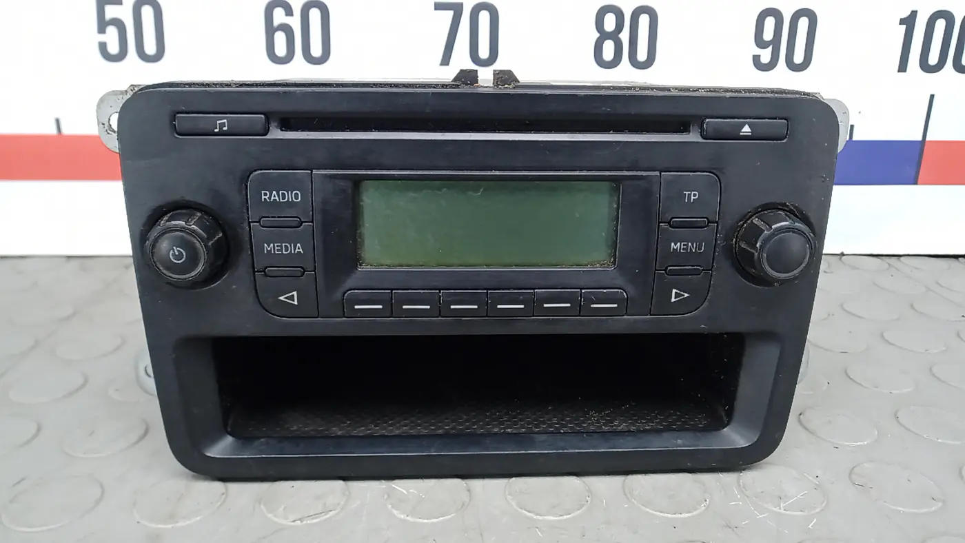 Магнитола к Skoda Rapid 2013