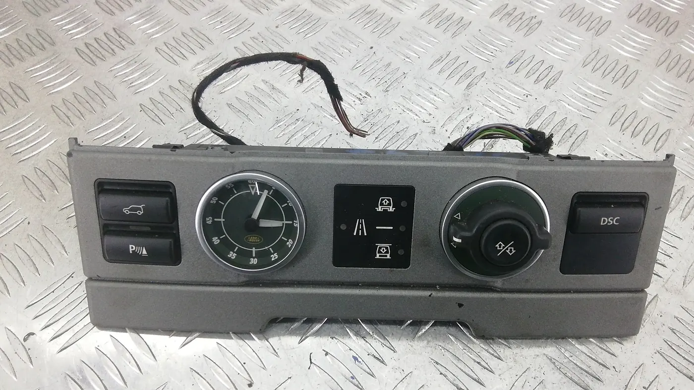 Средняя консоль к Land Rover Range Rover 2005