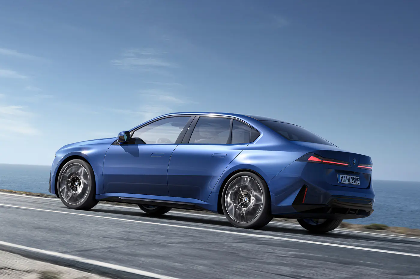Новая «электротрешка» BMW: до 900 км на одной зарядке