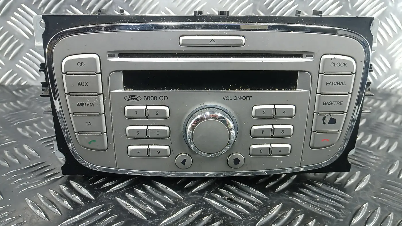 Магнитола к Ford Focus 2008