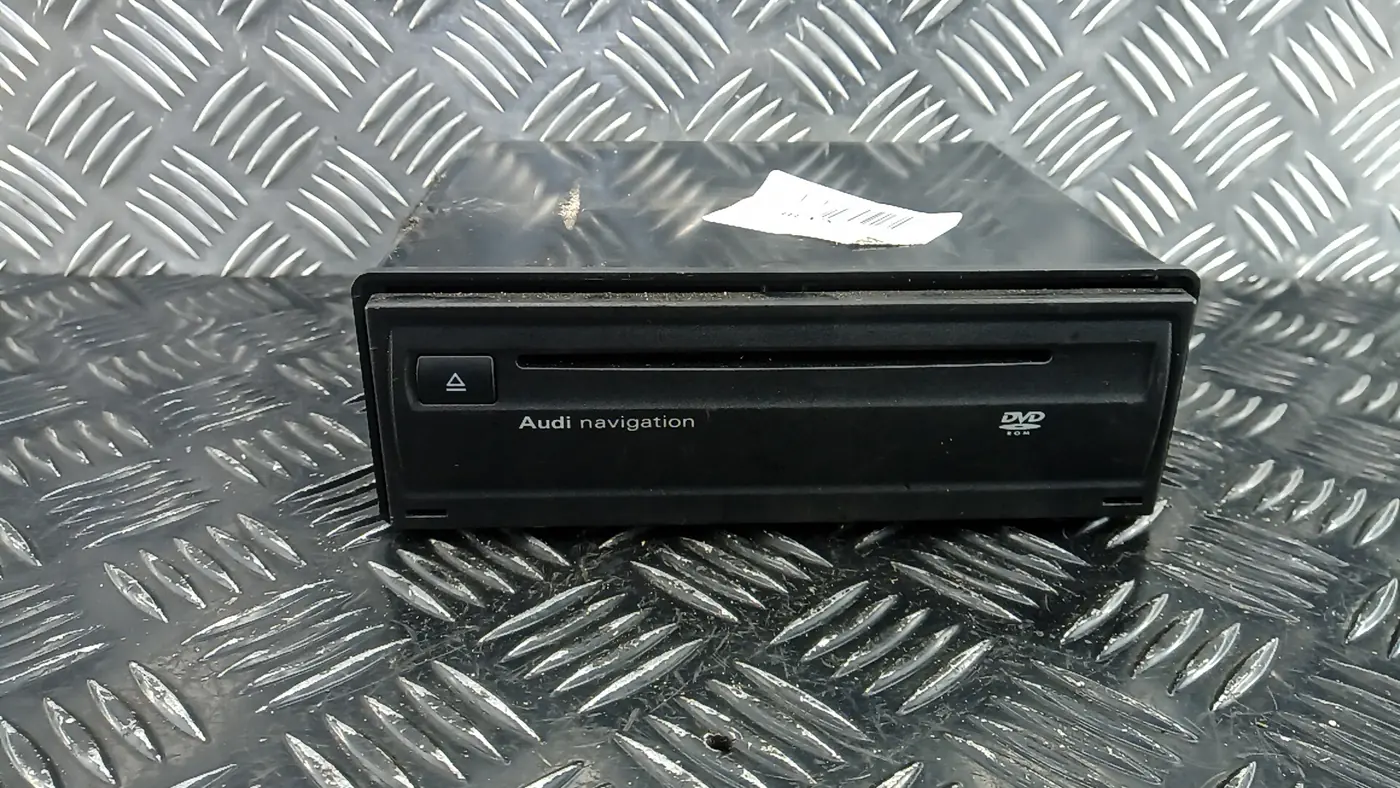 Навигация к Audi A8 2005