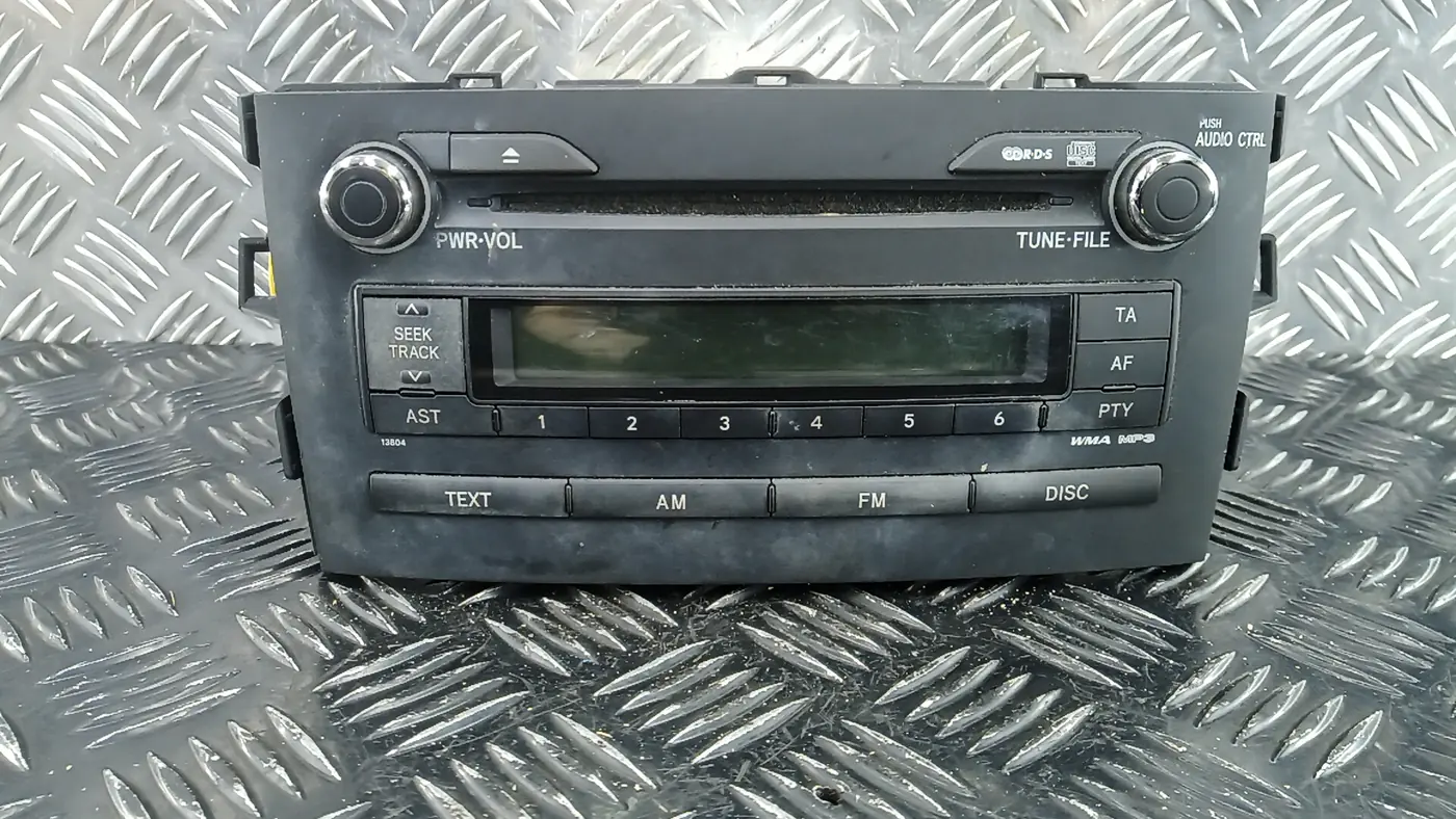 Магнитола к Toyota Auris 2007