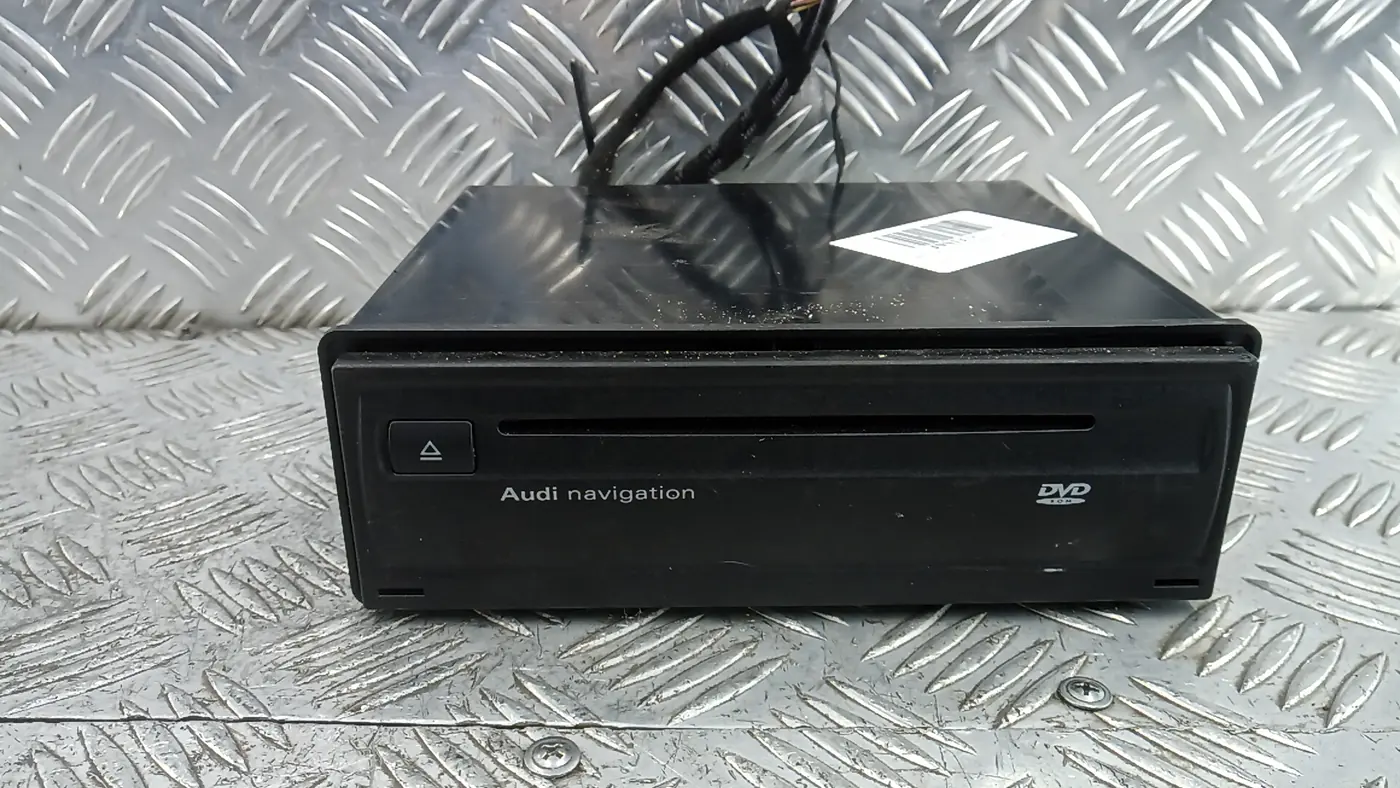 Навигация к Audi A8 2005