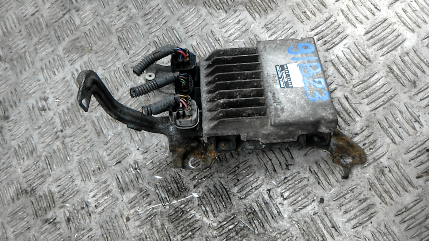 Блок управления к Toyota Auris 2007