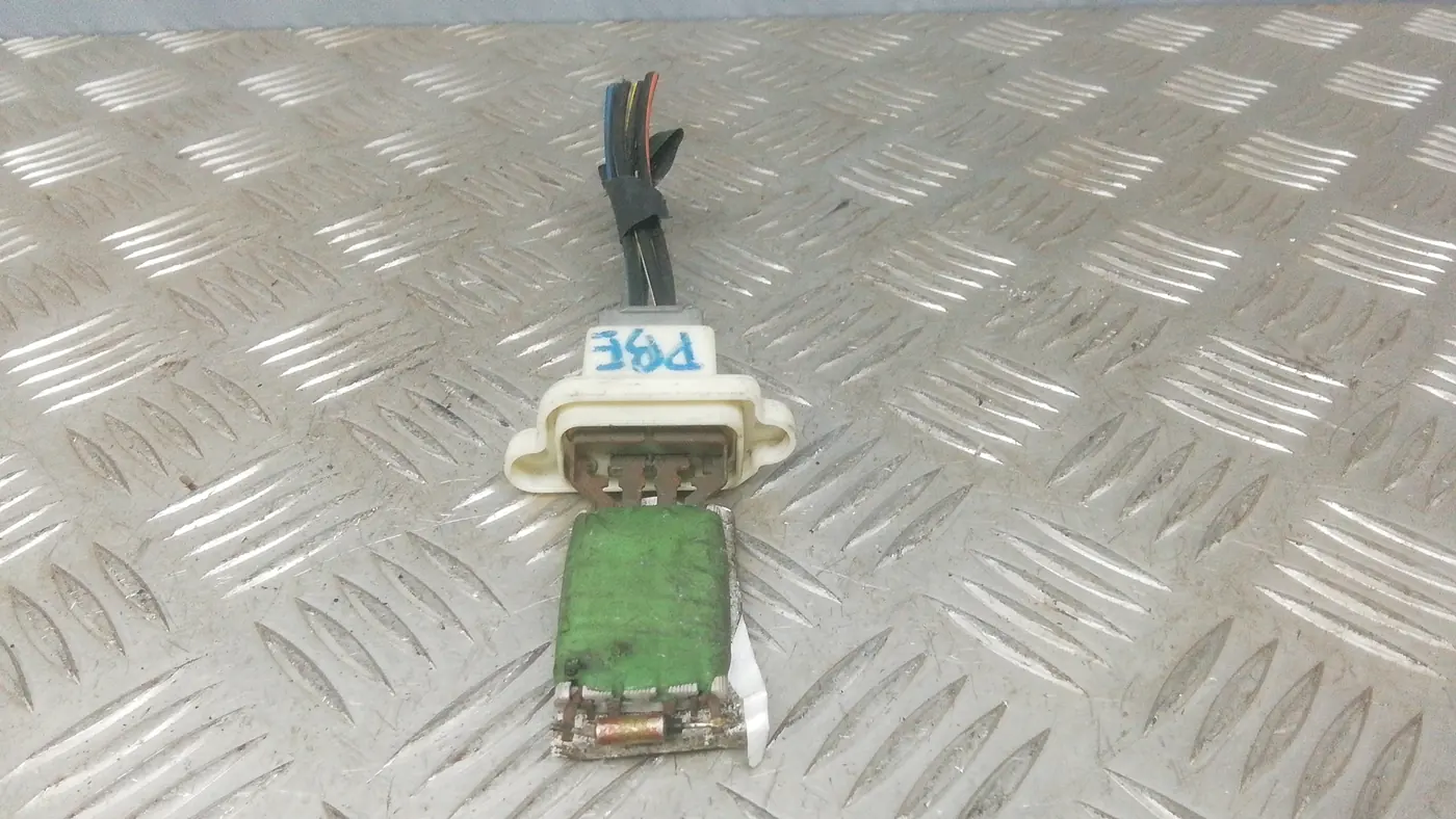 Сопротивление печки к Ford C-MAX 2005
