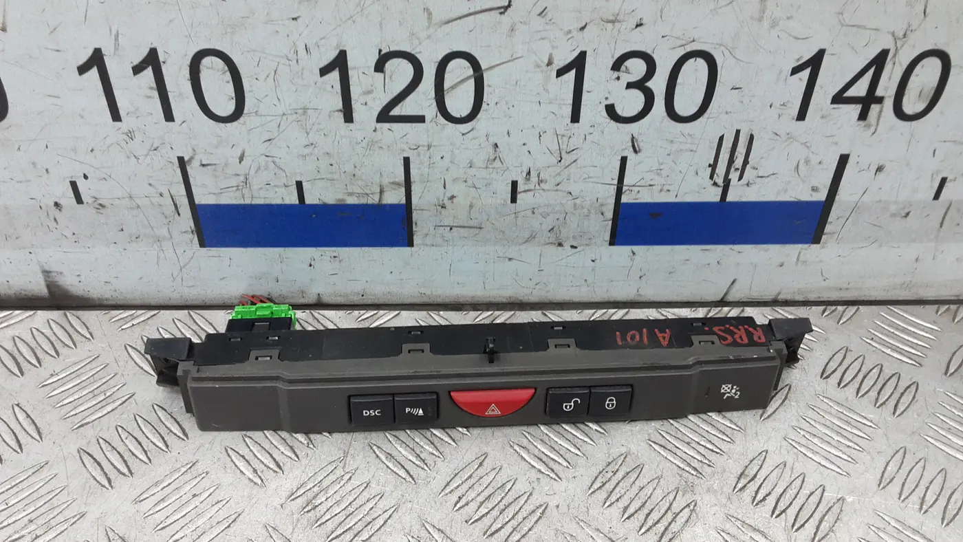 Кнопка  к Land Rover Range Rover Sport 2005