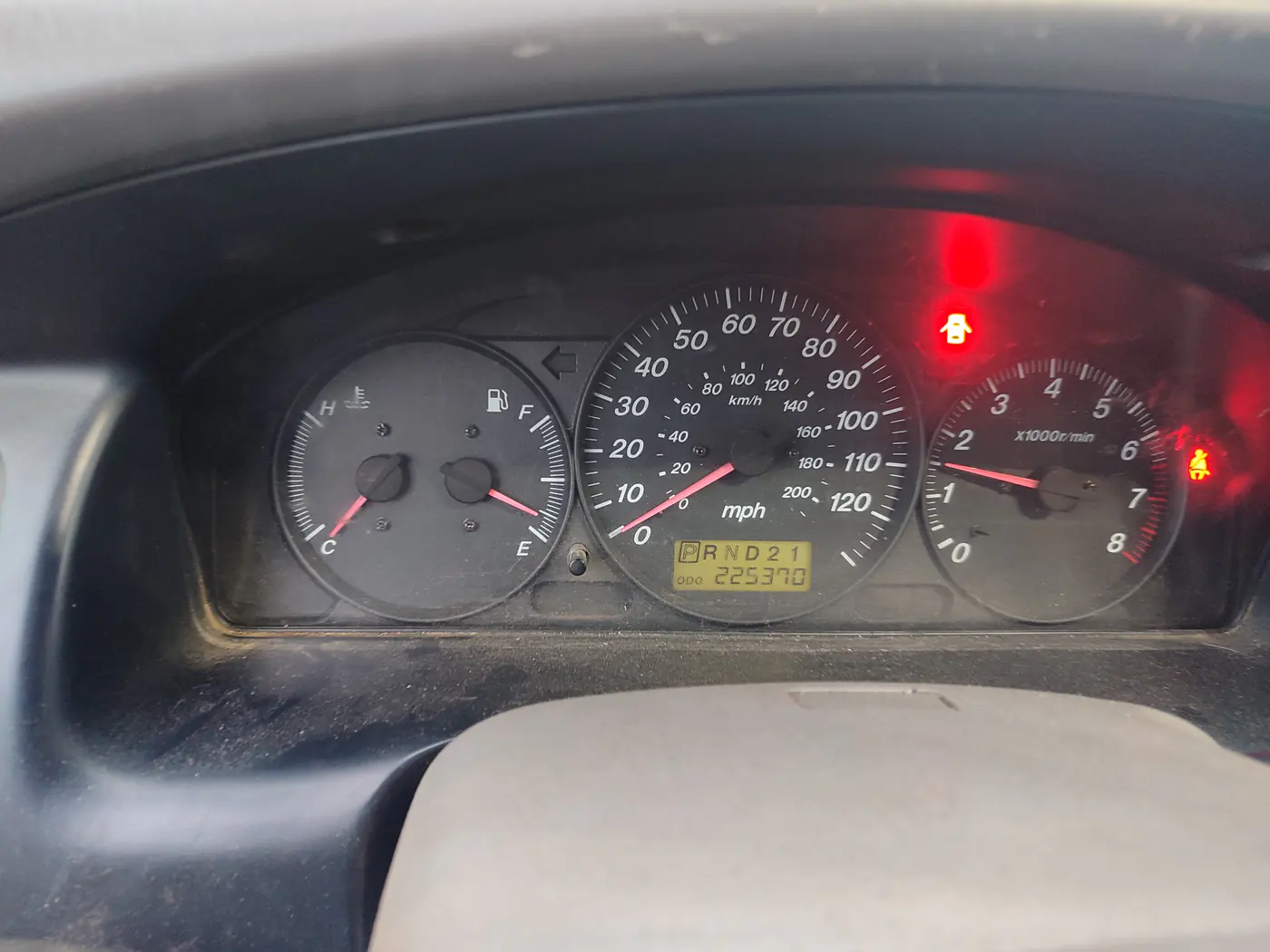 Mazda MPV II (LW), 2000